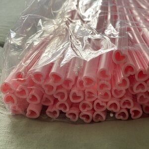 50 Piece Heart Shaped Straws NEW Silicone Straws